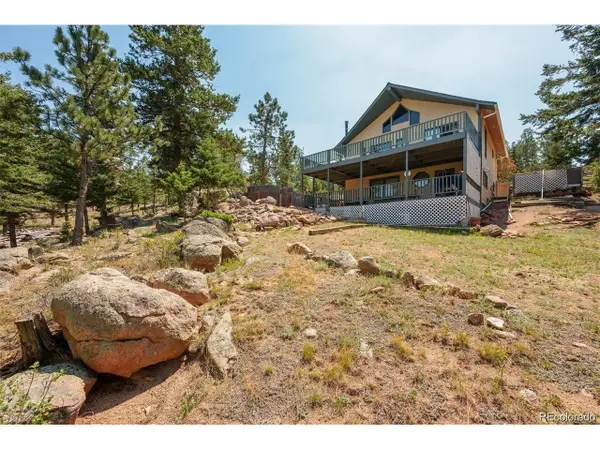 4360 Green Mountain Dr, Livermore, CO 80536