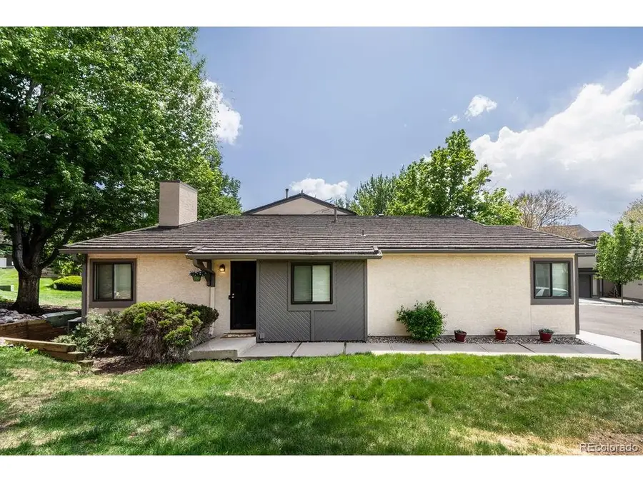 4538 Excalibur Ct, Colorado Springs, CO 80917 - #2