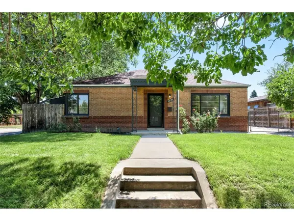 1370 Newport St, Denver, CO 80220