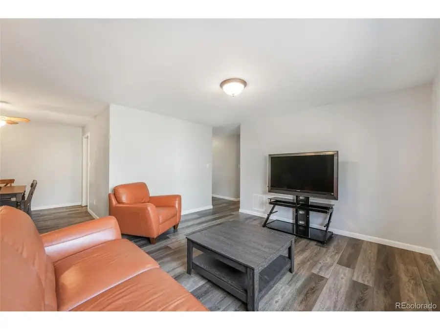 156 Johnson Pl, Castle Rock, CO 80104 - #3