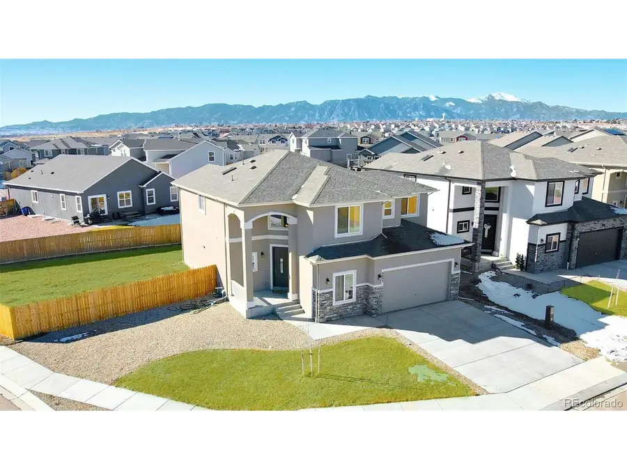 9093 Peaceful Valley Rd, Colorado Springs, CO 80925 - Image #2