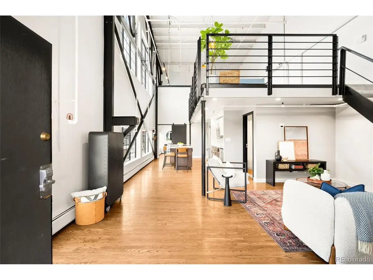 3377 Blake St #213, Denver, CO 80205 - #1