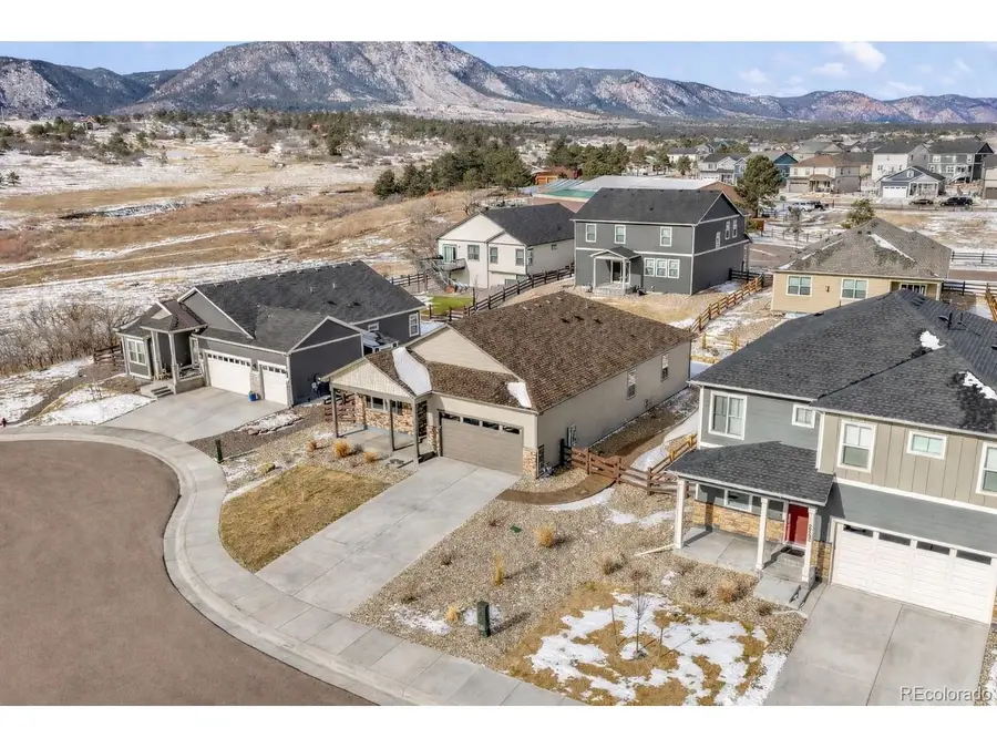 2252 Still Meadows Ct, Monument, CO 80132 - Image #2