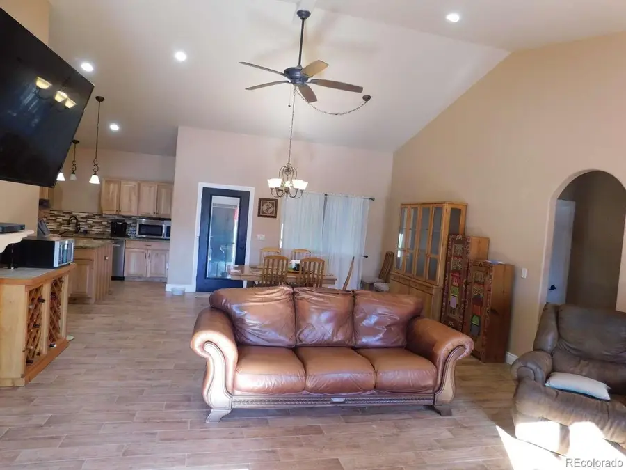 1437 Criterion St, Delta, CO 81416 - #2