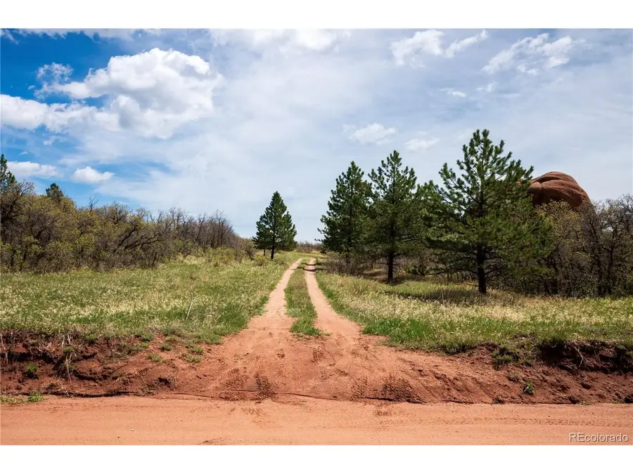 6128 Columbine Ct, Larkspur, CO 80118 - #2