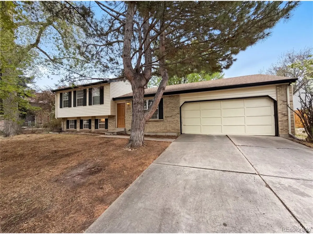 2114 S Eagle Ct, Aurora, CO 80014 - #1