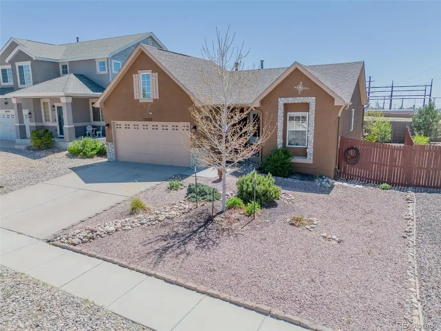 1527 Woodpark Dr, Colorado Springs, CO 80951 - #3
