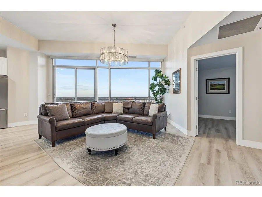 2001 Lincoln St #2722, Denver, CO 80202 - #2