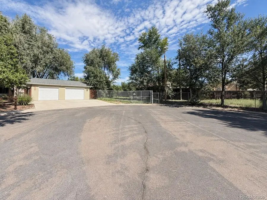 1130 Valley Manor Ct, Colorado Springs, CO 80906 - #2