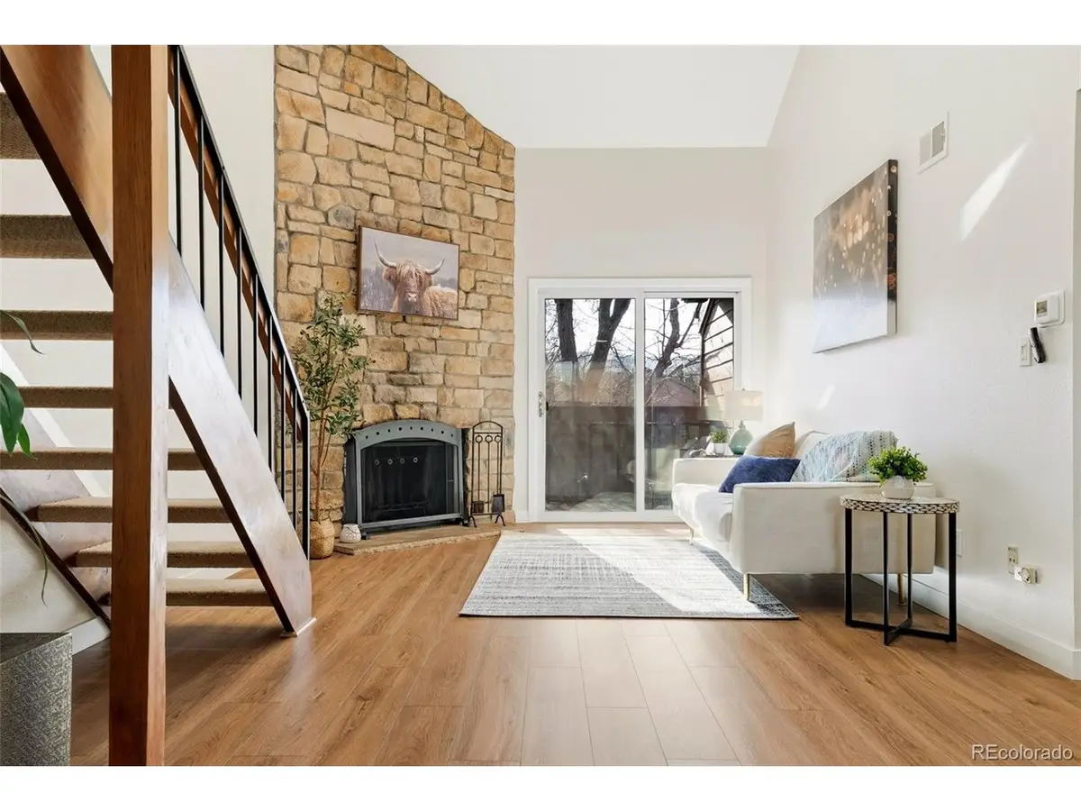 433 Wright St #304, Lakewood, CO 80228 - Image #1