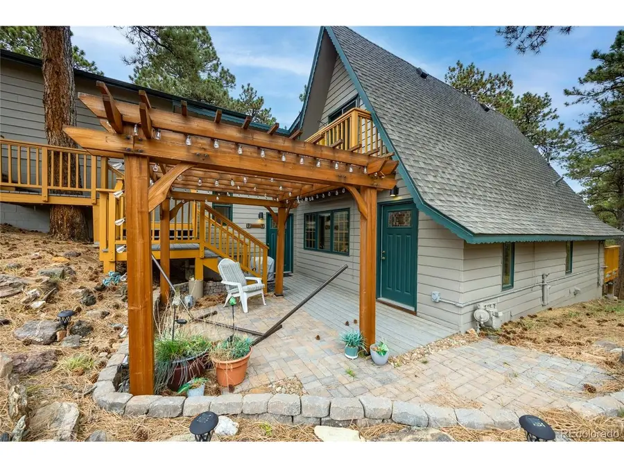 21959 Grandview Ave, Golden, CO 80401 - #2