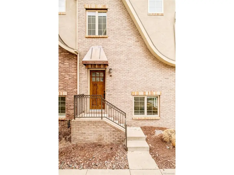 942 S Pearl St #101, Denver, CO 80209 - #2