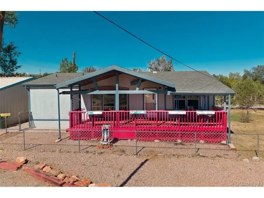 620 W 2nd St, Walsenburg, CO 81089 - #2