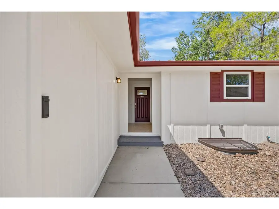 975 E 7th Ave, Broomfield, CO 80020 - #2