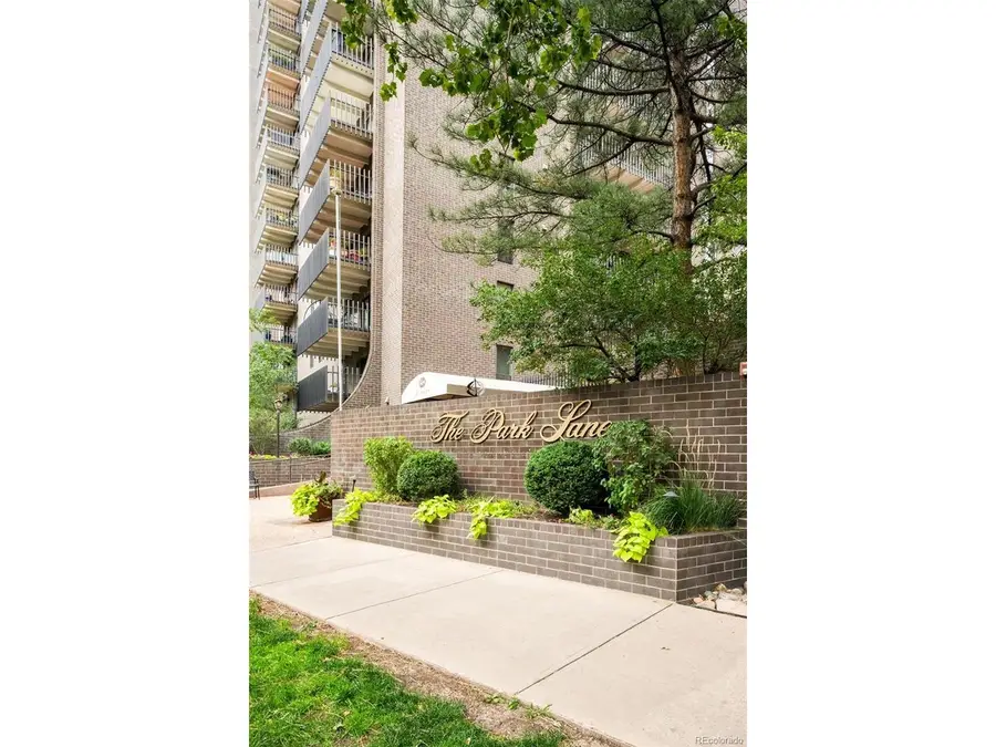 460 S Marion Pkwy #1052, Denver, CO 80209 - #3