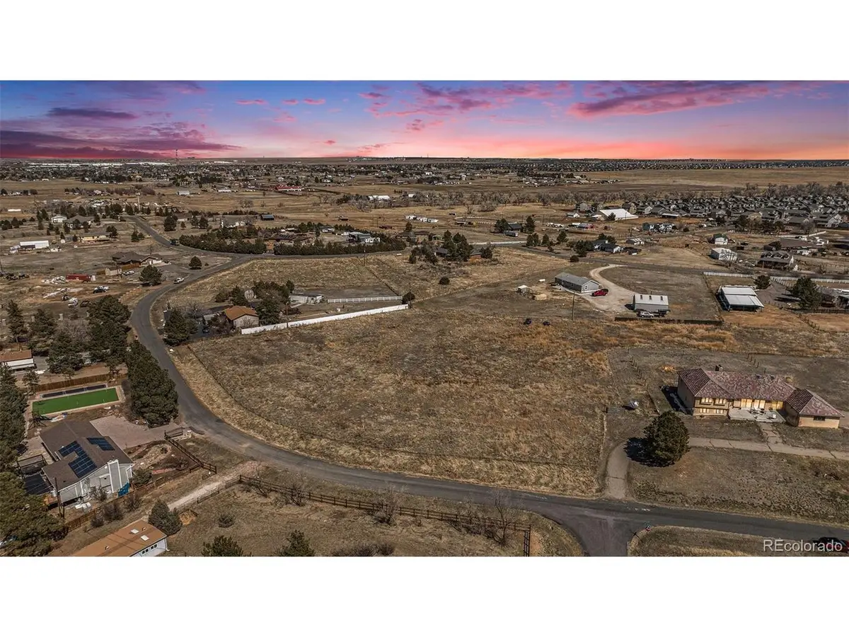 978 S Buchanan St, Aurora, CO 80018 - Image #1