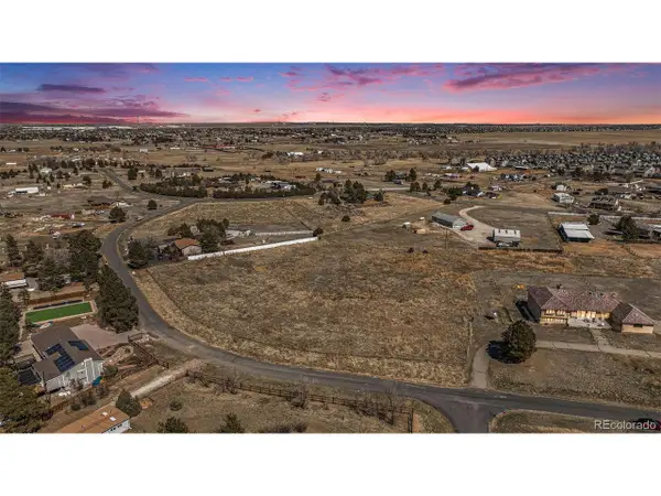 978 S Buchanan St, Aurora, CO 80018