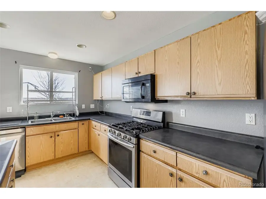 5528 Lewiston Ct, Denver, CO 80239 - Image #3