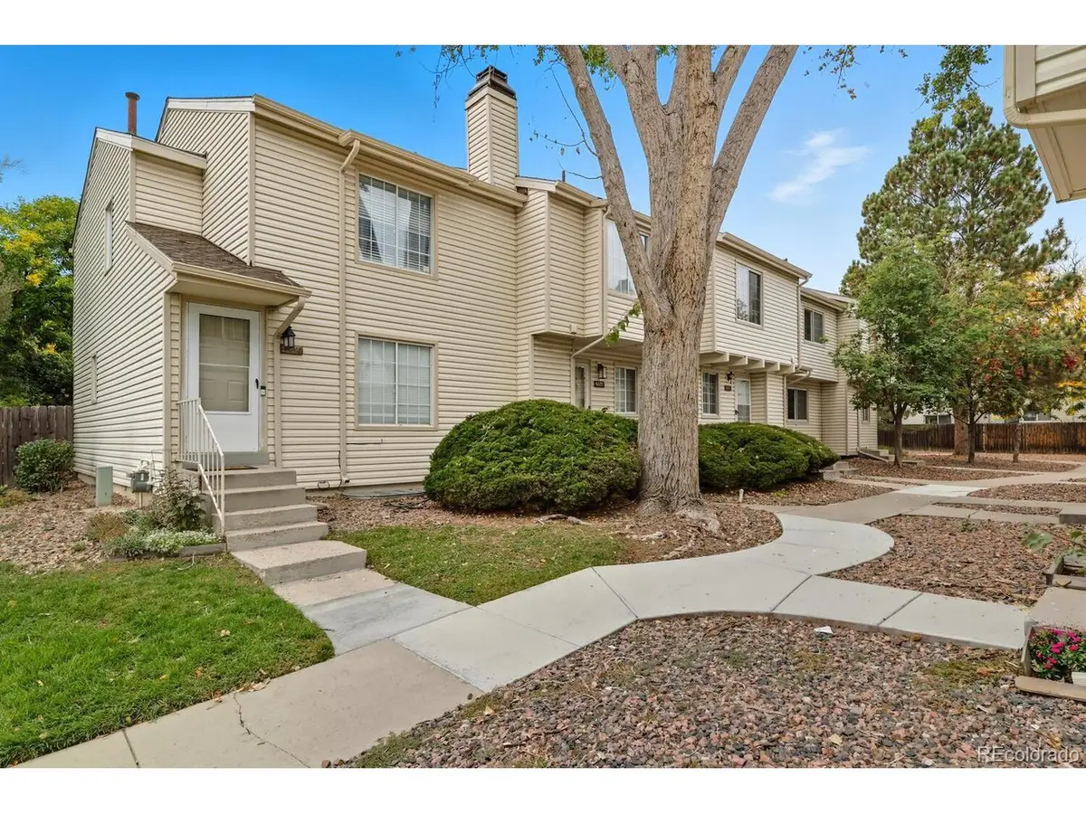 4229 S Mobile Cir #B, Aurora, CO 80013 - #1
