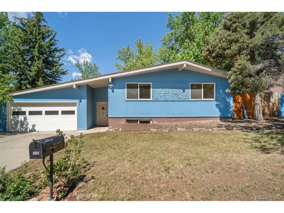 1521 Utah St, Golden, CO 80401 - #1