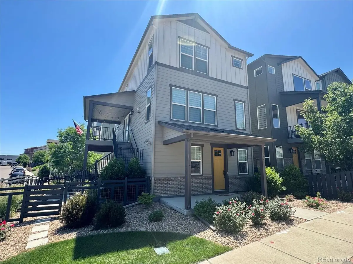 8871 Southurst St, Littleton, CO 80129 - #1