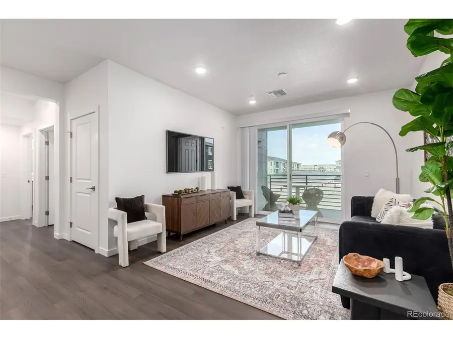 6153 N Ceylon St #4-203, Denver, CO 80249 - Image #2