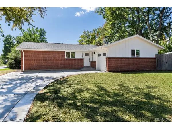 6885 Oak Way, Arvada, CO 80004