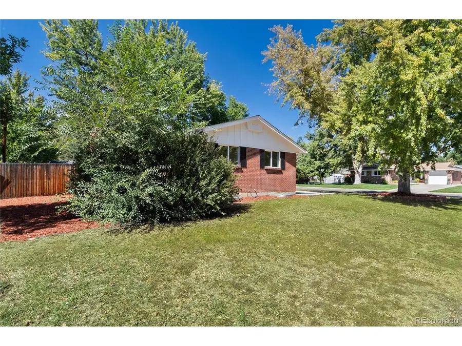 6885 Oak Way, Arvada, CO 80004 - #2