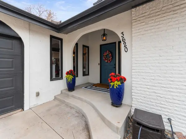 3620 S Monaco S Pkwy, Denver, CO 80237