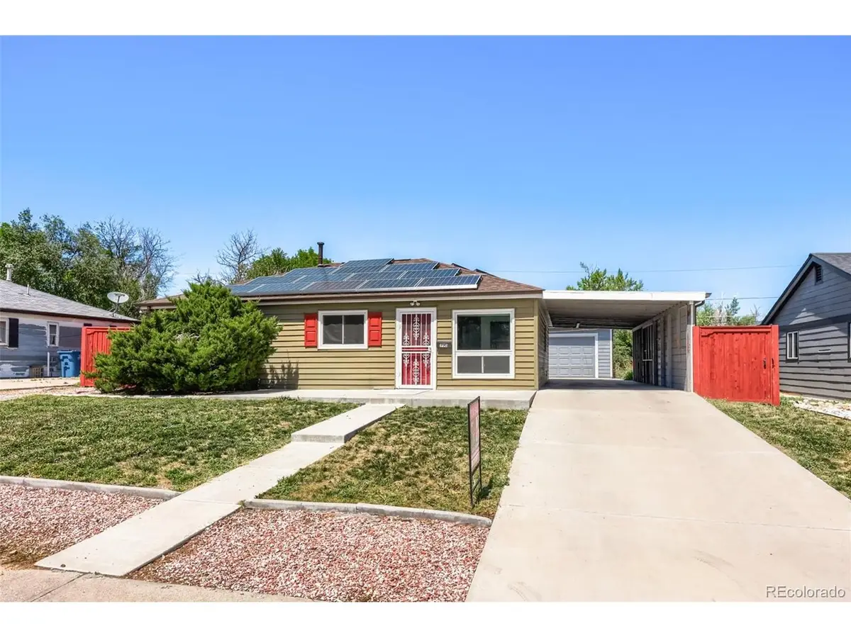 930 Victor St, Aurora, CO 80011 - #1