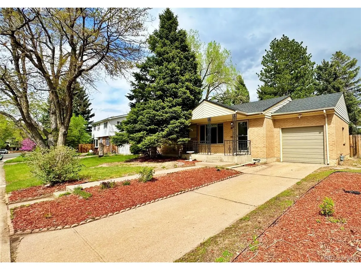 6644 S Race Cir, Centennial, CO 80121 - Image #1