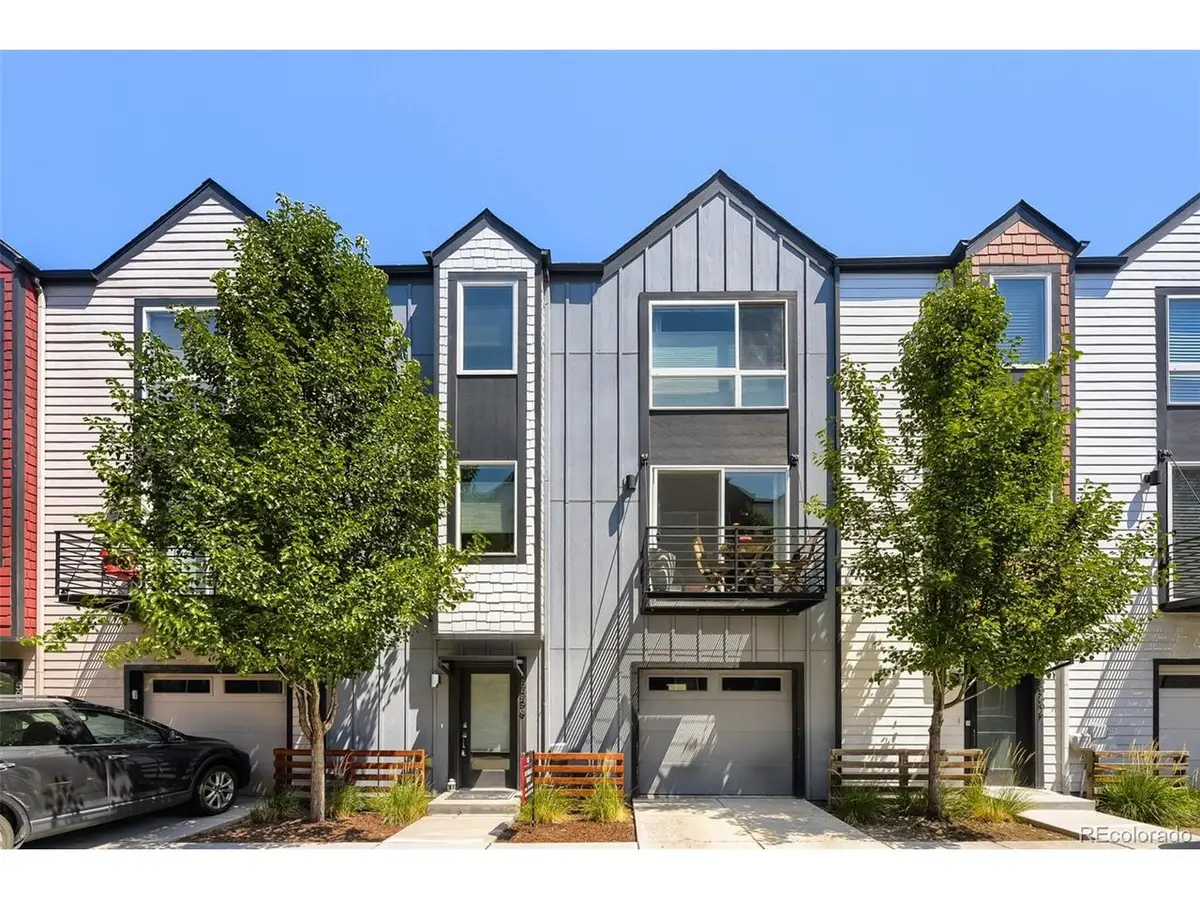 5556 W 10th Pl, Denver, CO 80214 - #1