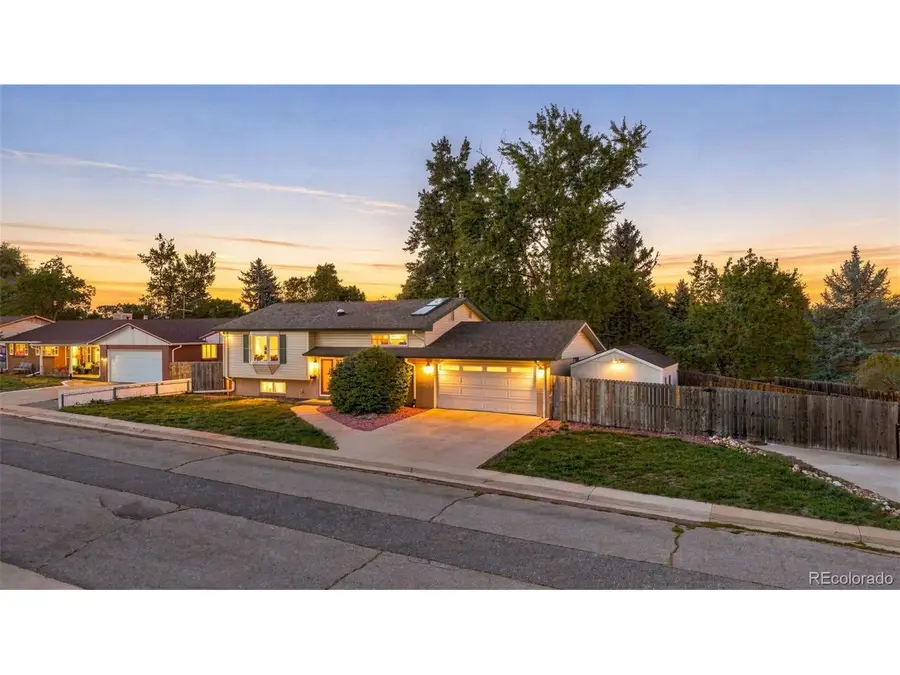 6459 Iris St, Arvada, CO 80004 - #2