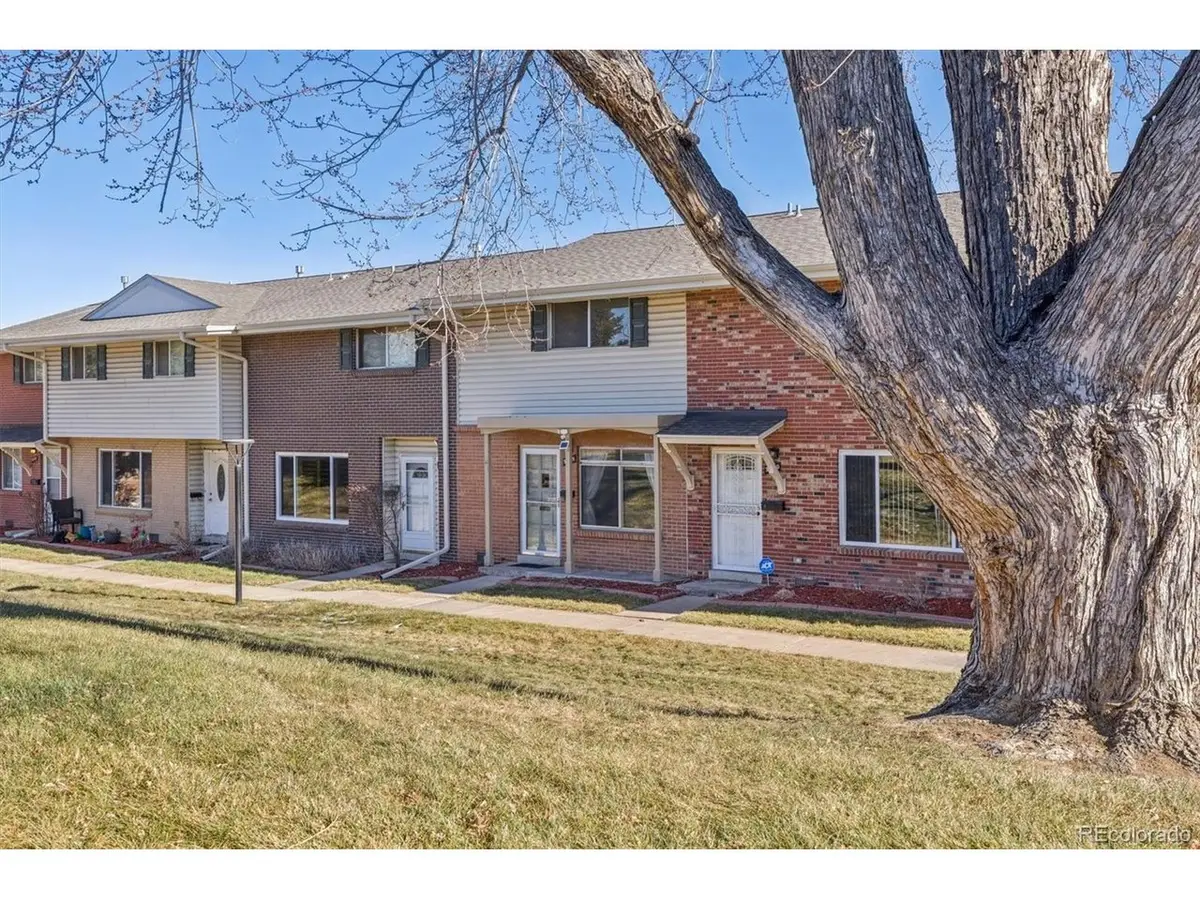 3948 S Yosemite St, Denver, CO 80237 - Image #1