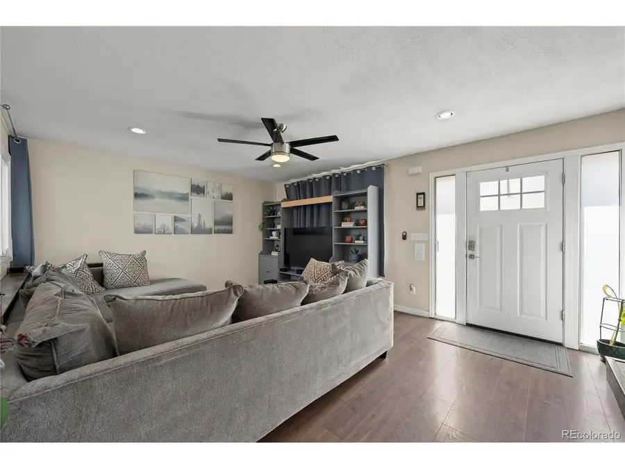 1960 Oakland St, Aurora, CO 80010 - #3