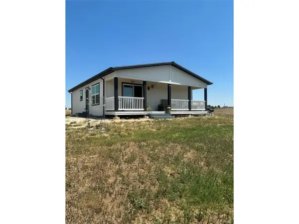 24074 Emerald Trl, Deer Trail, CO 80105