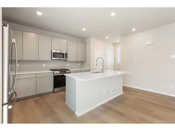 21011 E 63rd Dr, Aurora, CO 80019