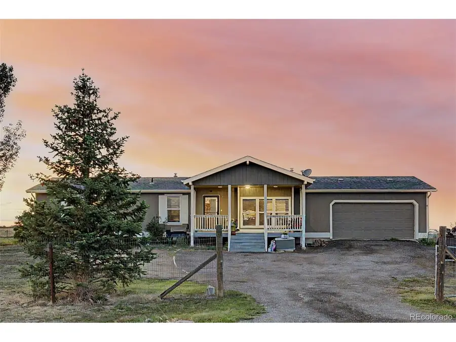 58117 E 42nd Dr, Strasburg, CO 80136 - #2