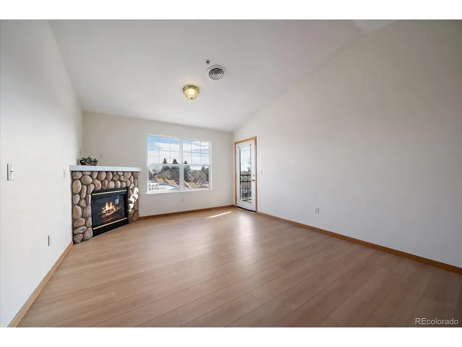 2226 W Elizabeth St #D-D302, Fort Collins, CO 80521 - Image #3