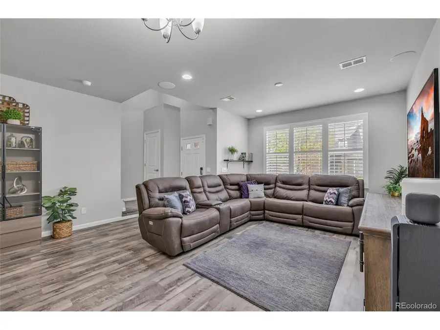 1877 S Buchanan Cir, Aurora, CO 80018 - #3