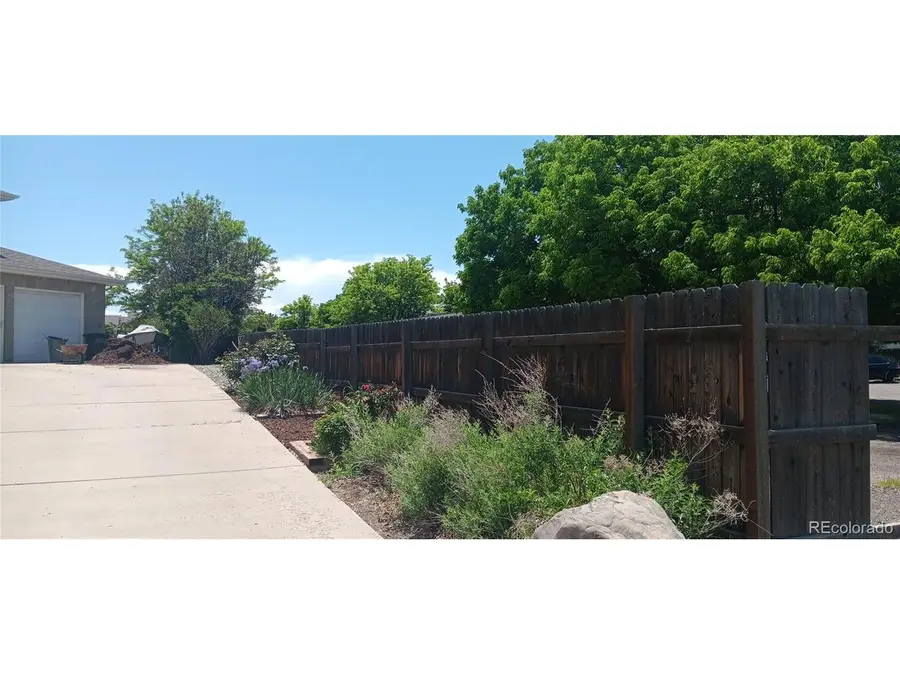 1050 S Florence St, Denver, CO 80247 - #2