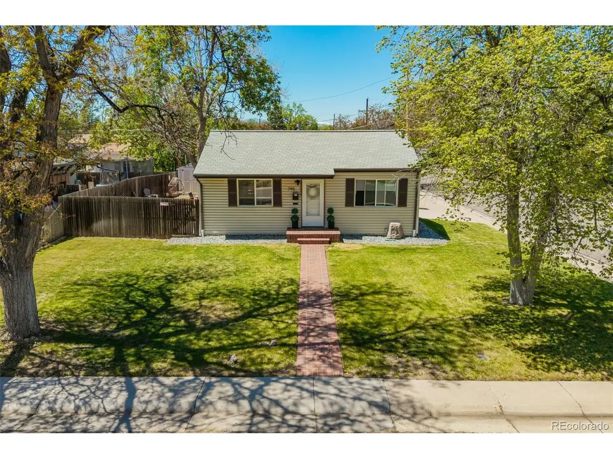 795 Ironton St, Aurora, CO 80010 - #1