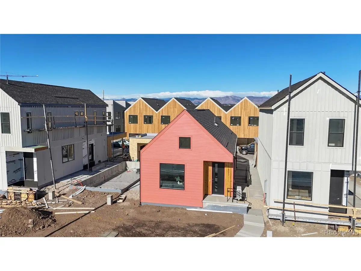 410 Bountiful Ave, Longmont, CO 80501 - #1