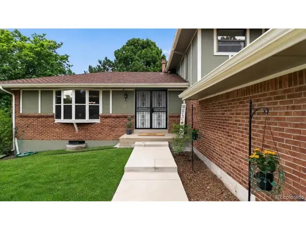 3053 E Phillips Dr, Centennial, CO 80122