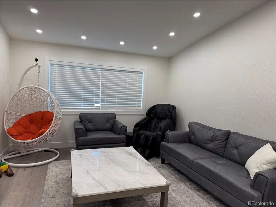 9650 Fox Den Dr, Littleton, CO 80125 - Image #3