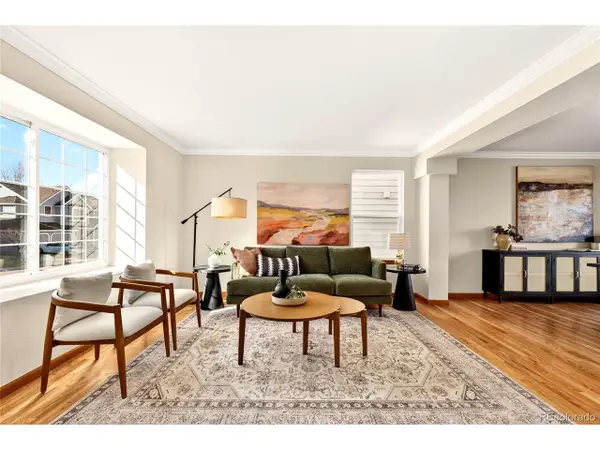 8852 Chestnut Hill Ln, Highlands Ranch, CO 80130