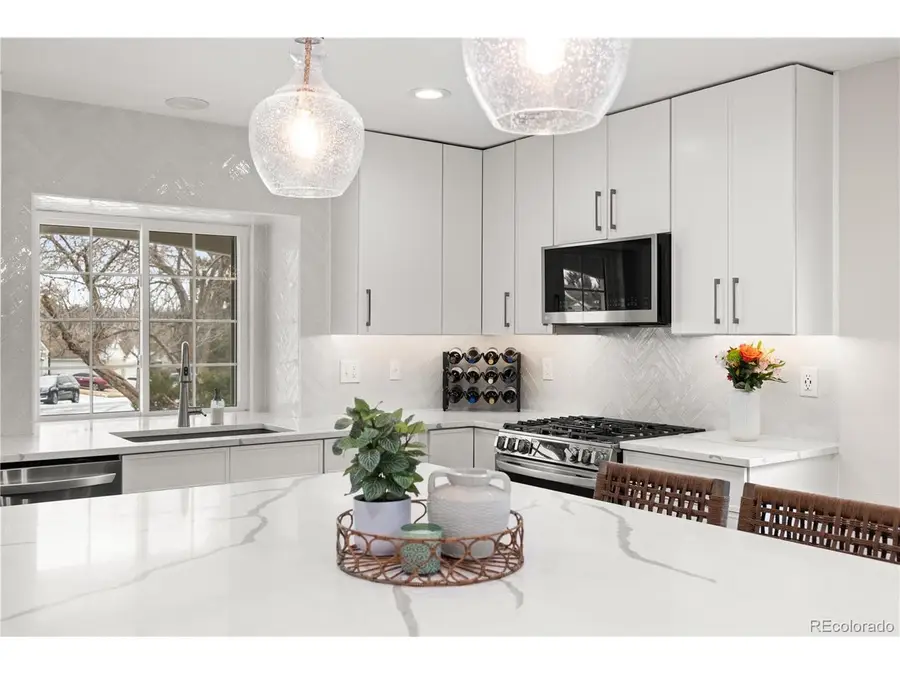 6060 E Hinsdale Ct, Centennial, CO 80112 - Image #3