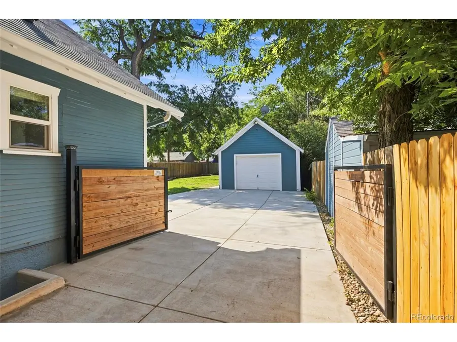1122 19th St, Greeley, CO 80631 - #3