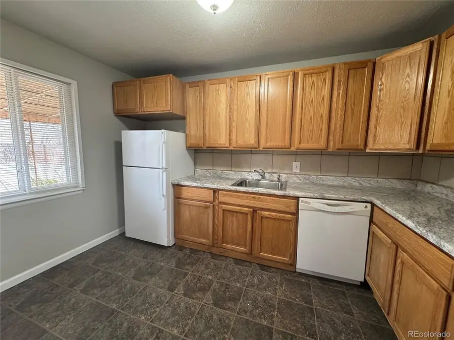 1933 Alton St, Aurora, CO 80010 - #3