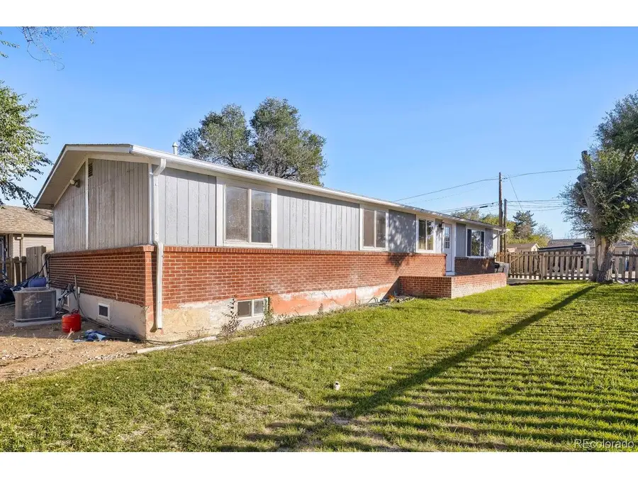 110 6th St, Fort Lupton, CO 80621 - #3